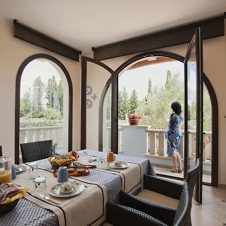 Brezza Di Mare Nocleg ze śniadaniem