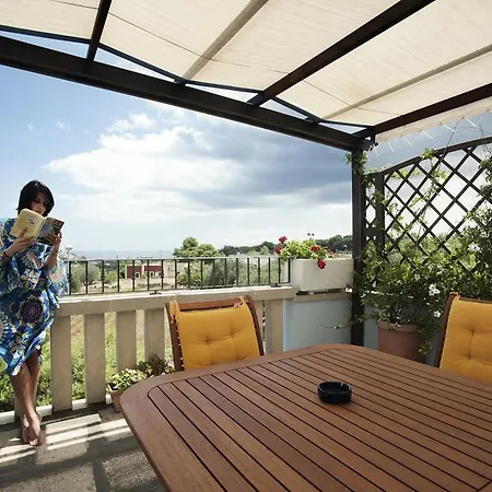 Brezza Di Mare 3*
