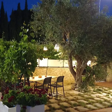 Brezza Di Mare فندق مبيت وإفطار Vitigliano