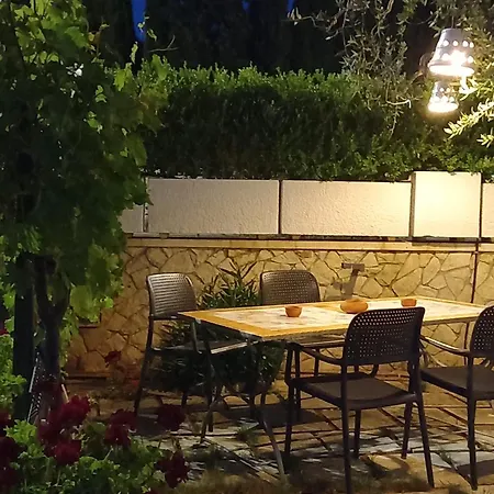 فندق مبيت وإفطار Brezza Di Mare 3*