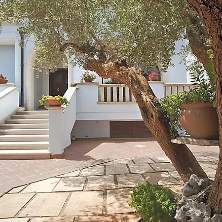 Bed & Breakfast Brezza Di Mare 3*